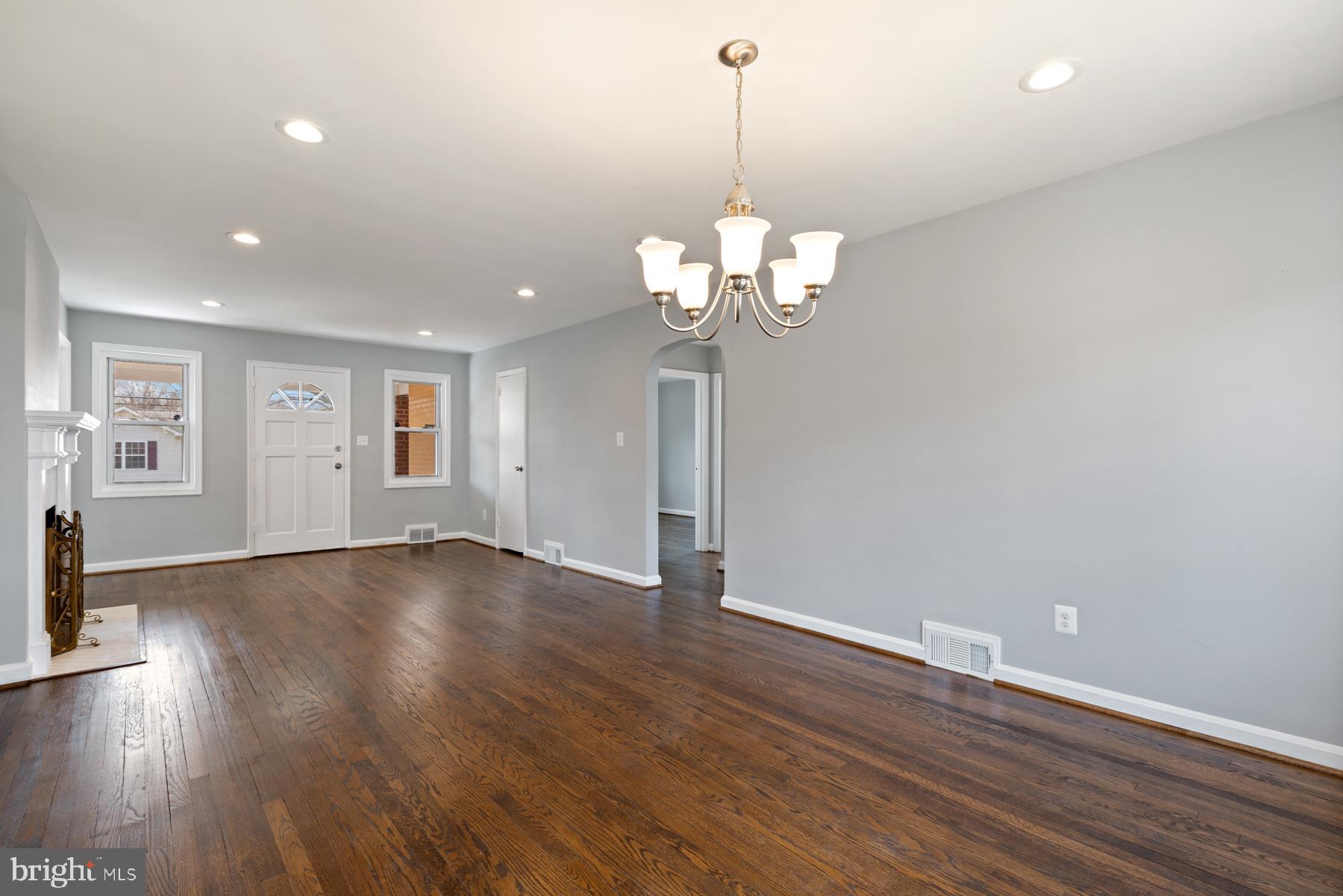 CARMODY HILLS - Residential