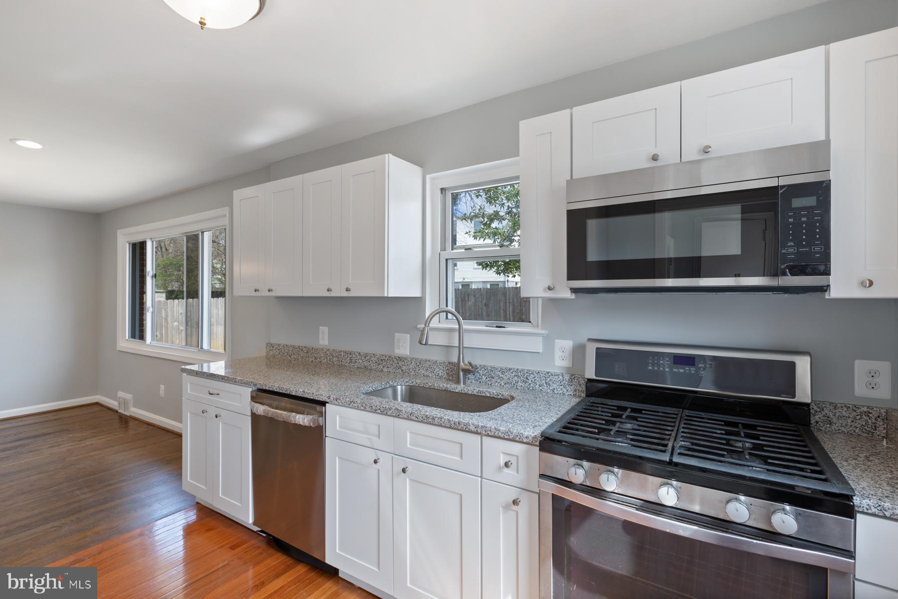 CARMODY HILLS - Residential