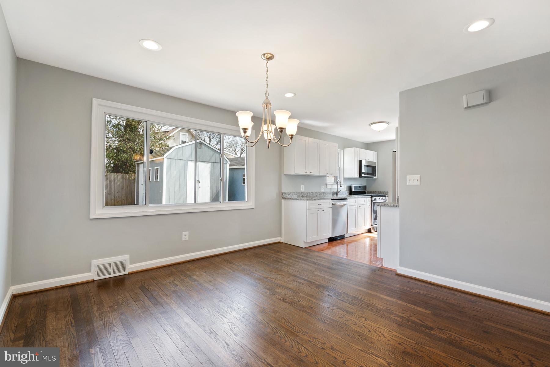 CARMODY HILLS - Residential