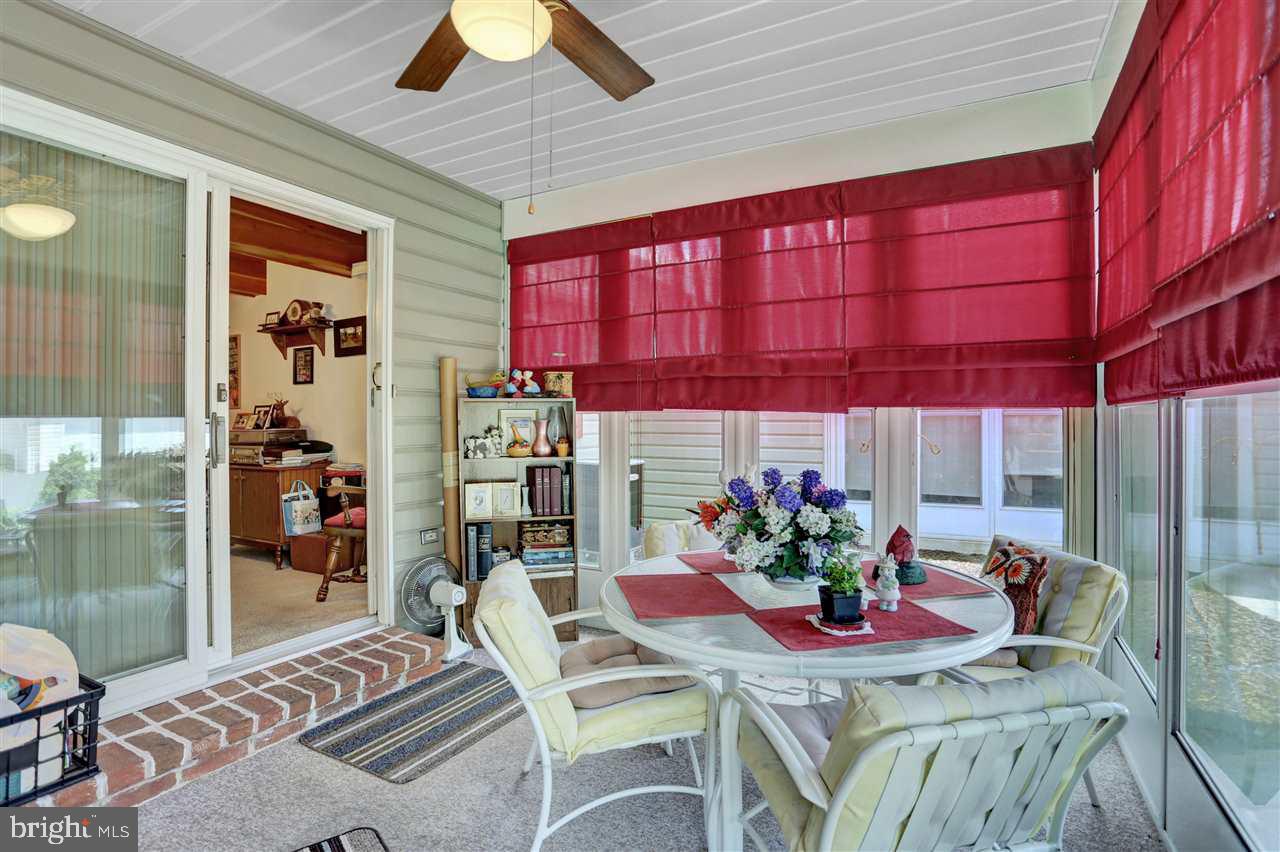 STRAWBERRY COURT - Residential