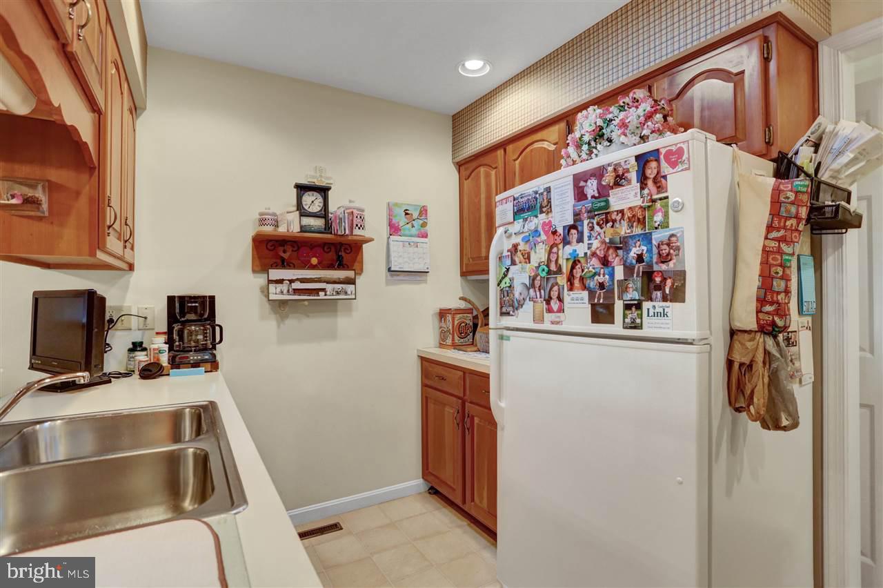STRAWBERRY COURT - Residential