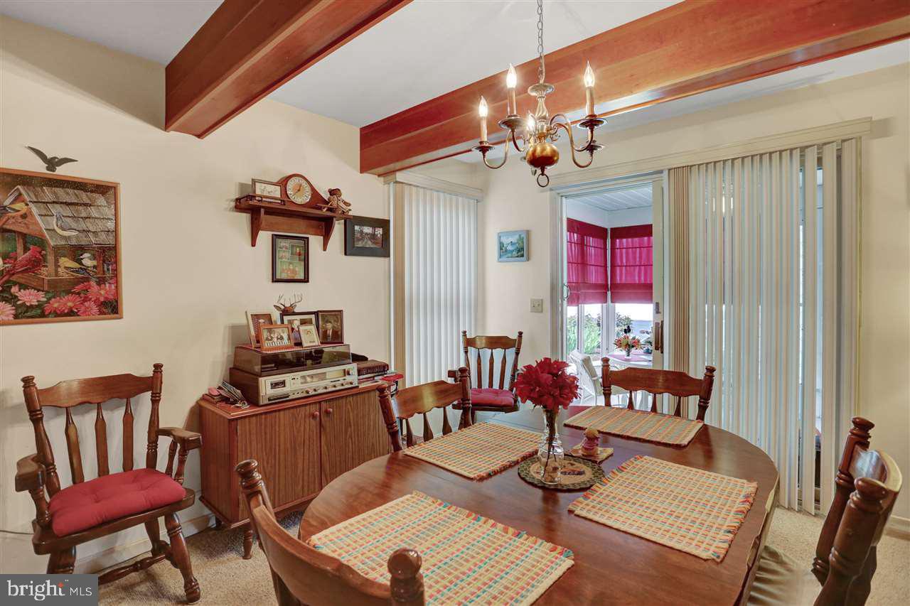 STRAWBERRY COURT - Residential