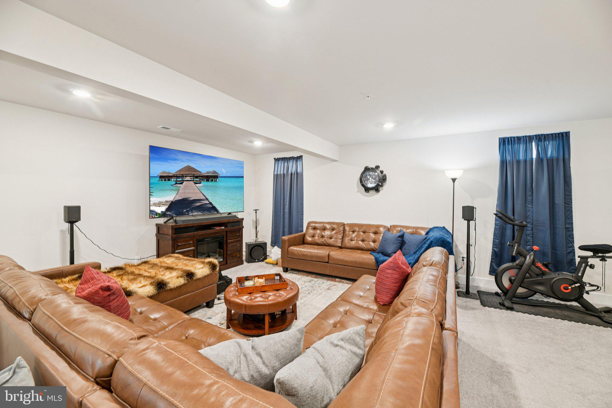 STONEHAVEN - Residential