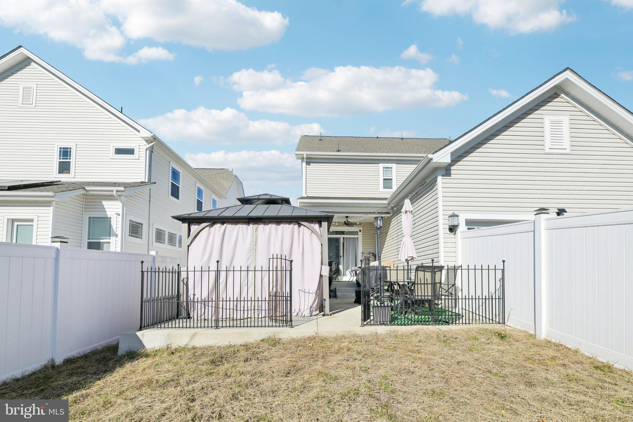 STONEHAVEN - Residential