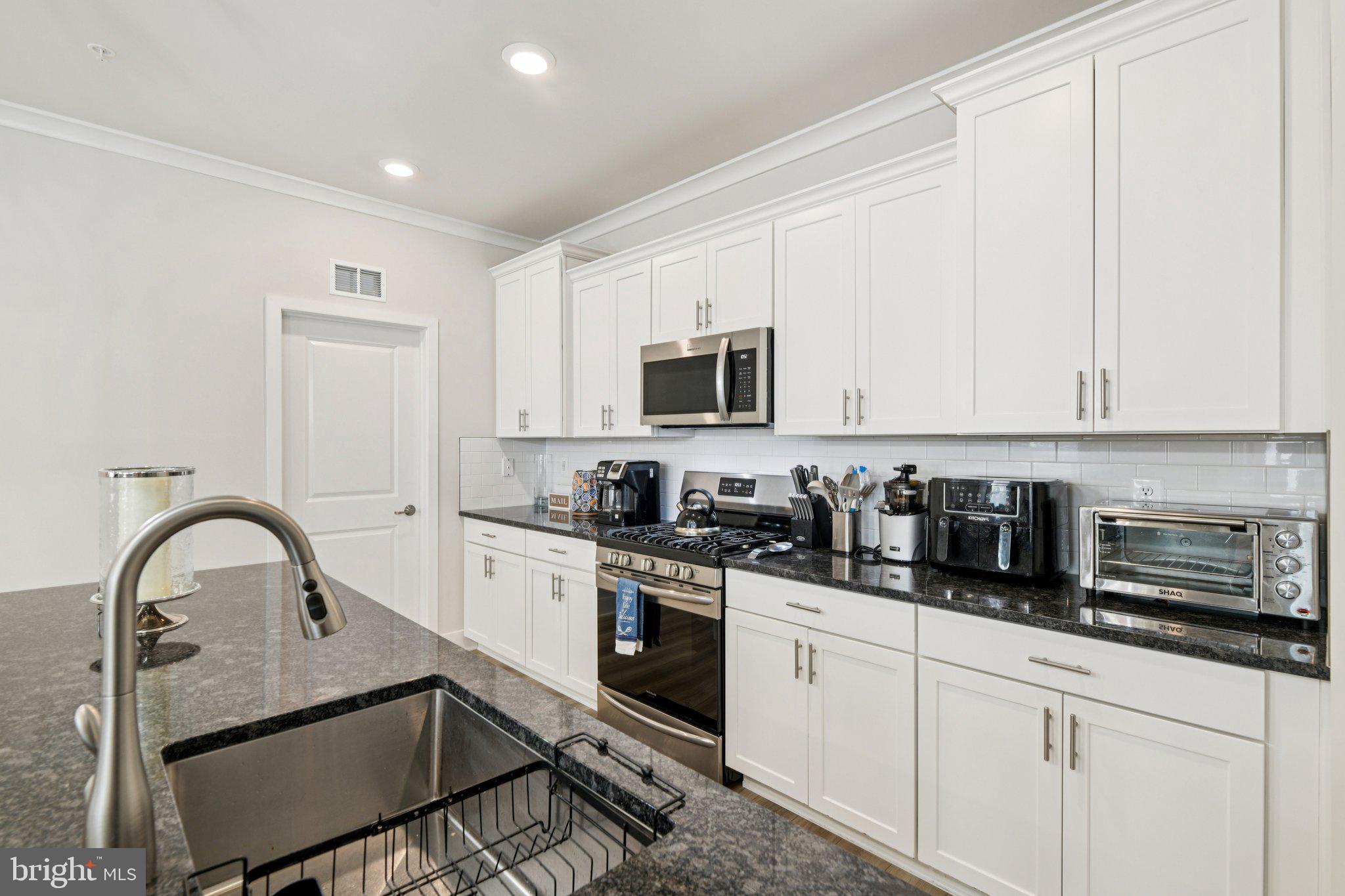 STONEHAVEN - Residential