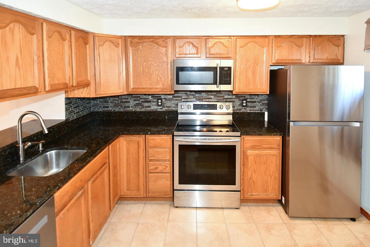 NEWINGTON FOREST - Residential Lease