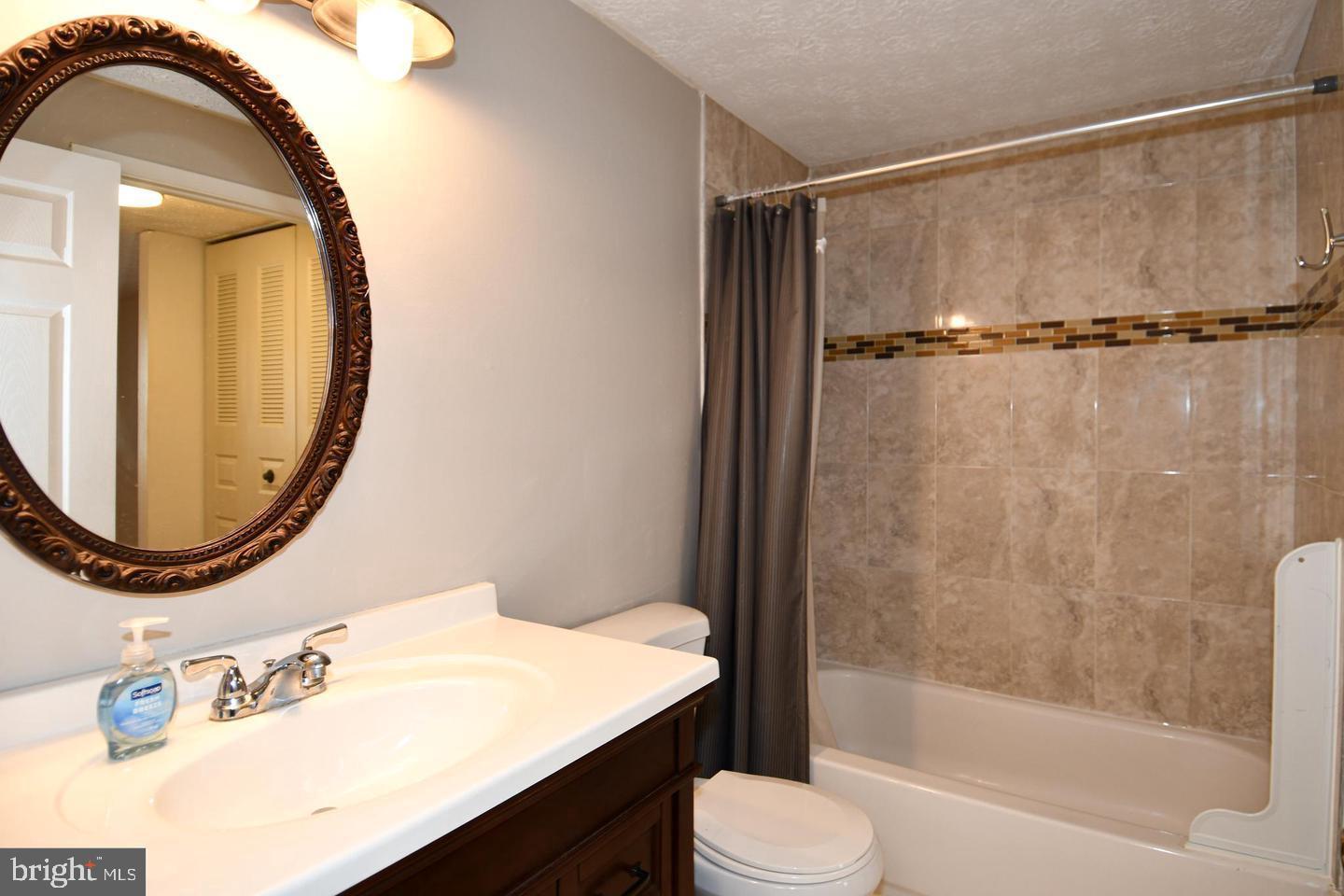 NEWINGTON FOREST - Residential Lease