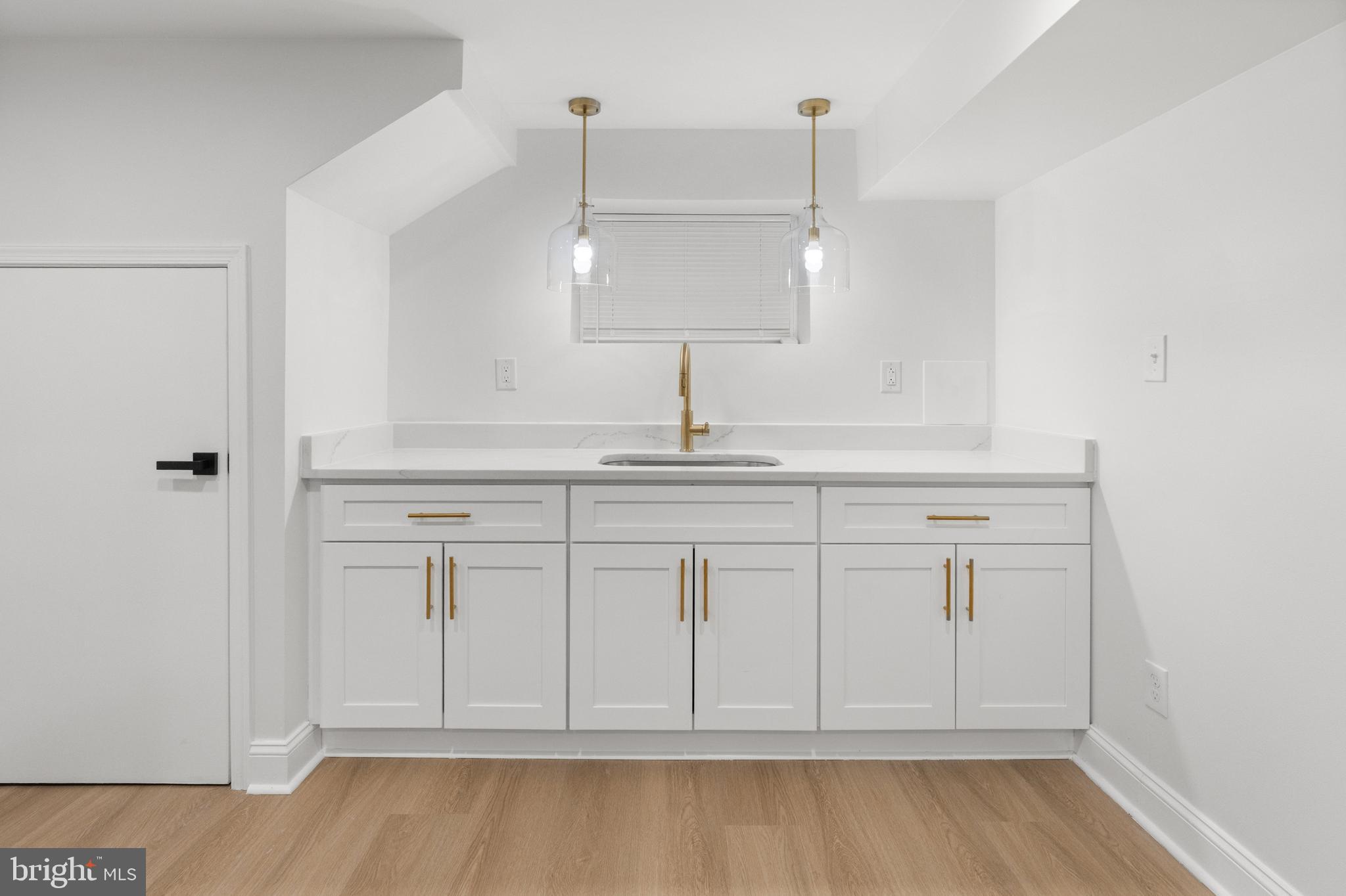 OLIVER - Residential