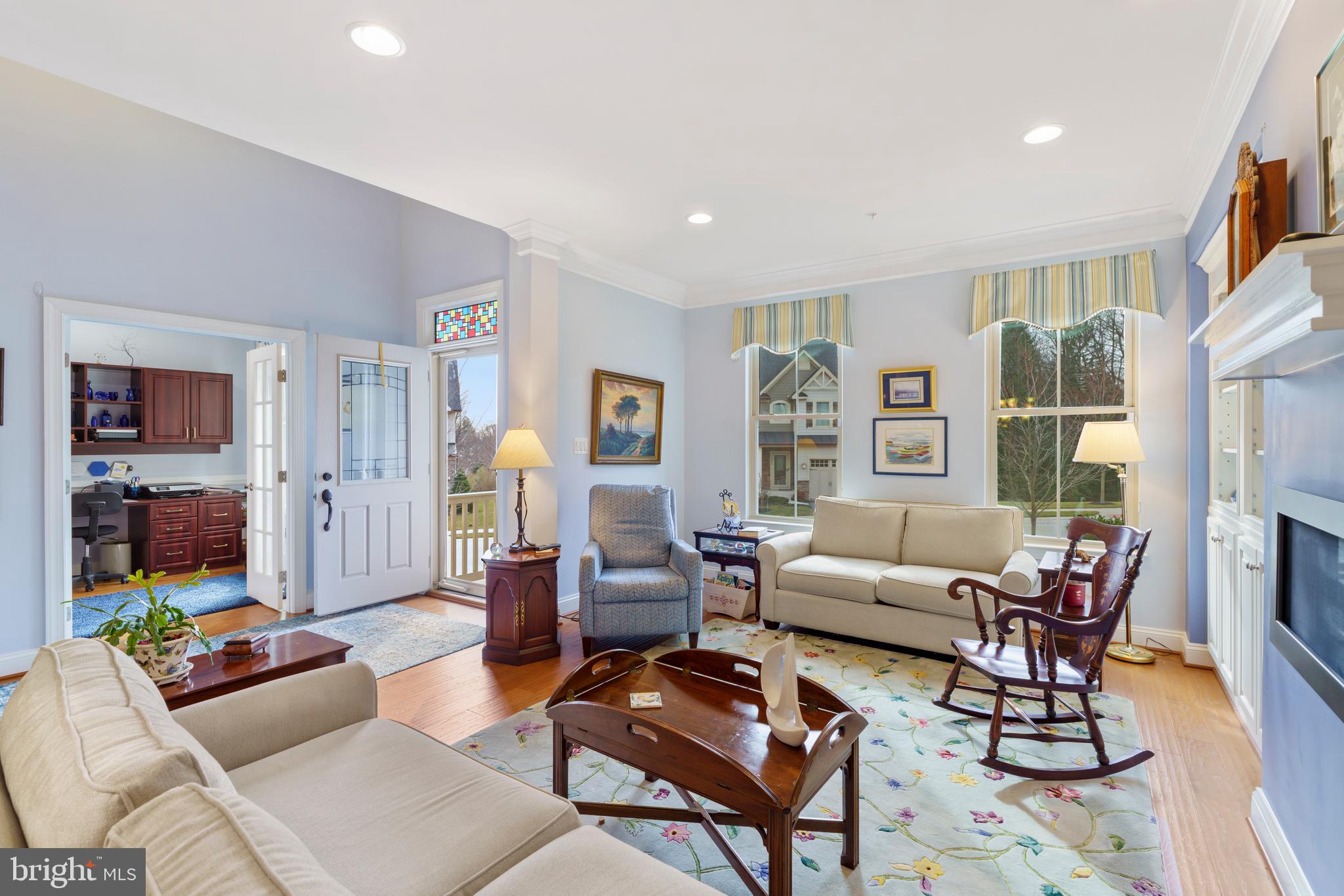 STONELEIGH SUMMIT - Residential