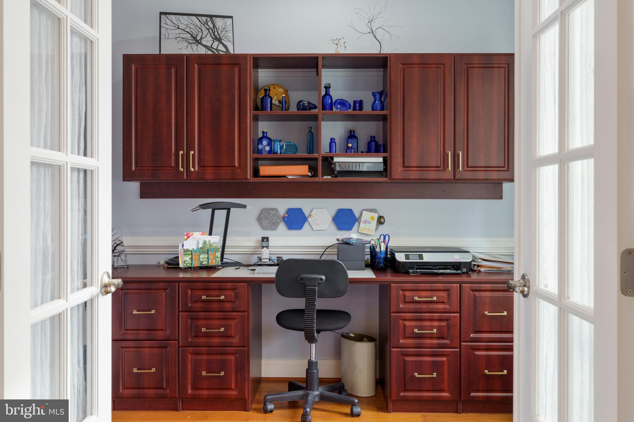 STONELEIGH SUMMIT - Residential