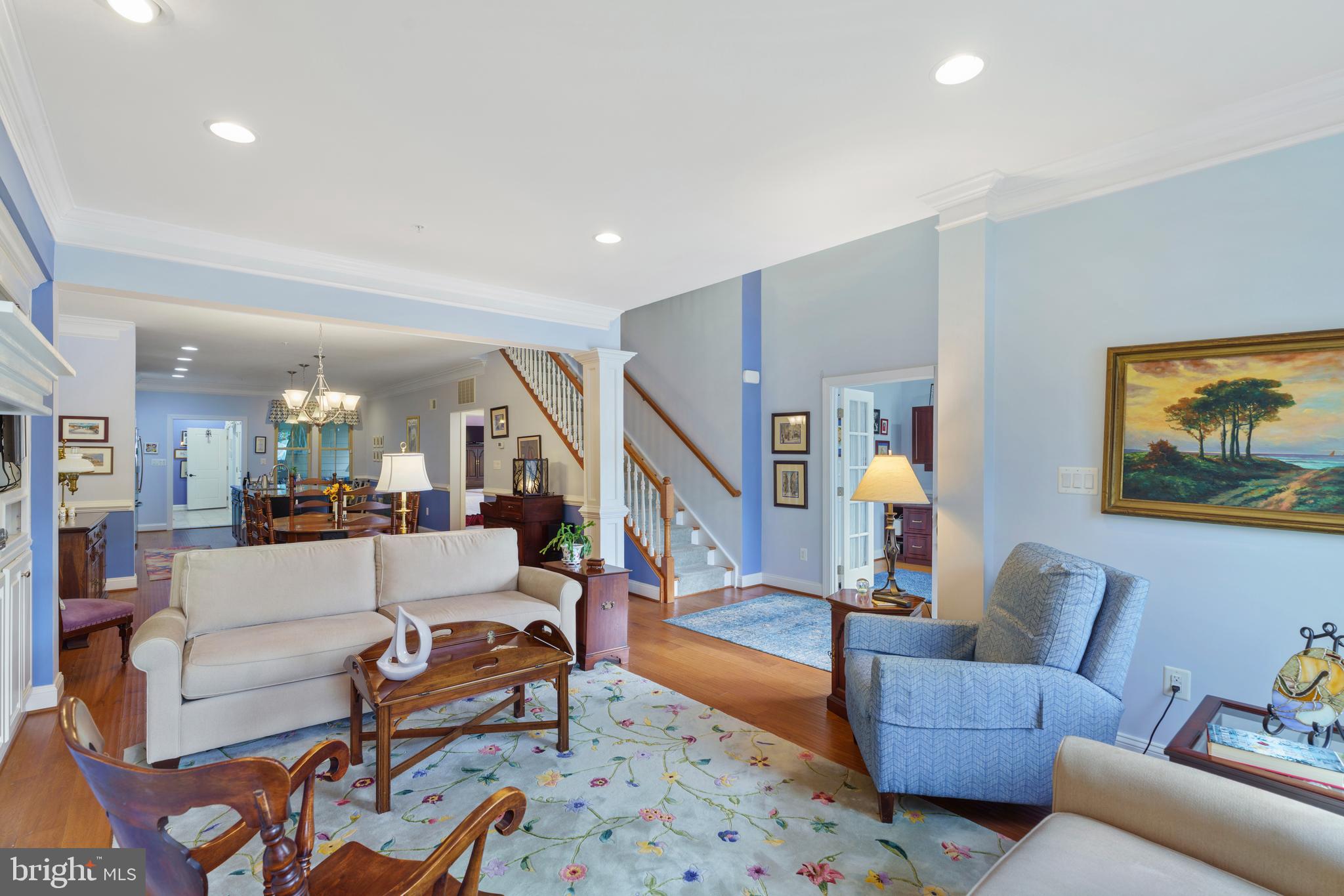 STONELEIGH SUMMIT - Residential