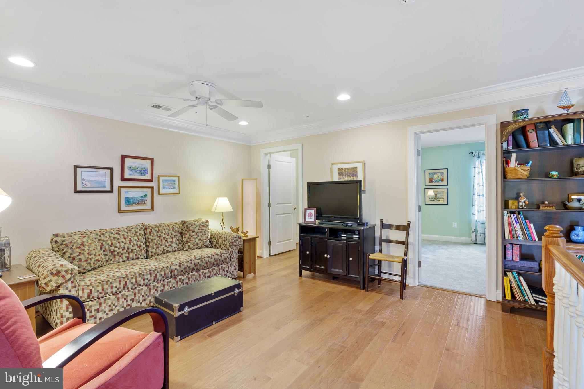 STONELEIGH SUMMIT - Residential