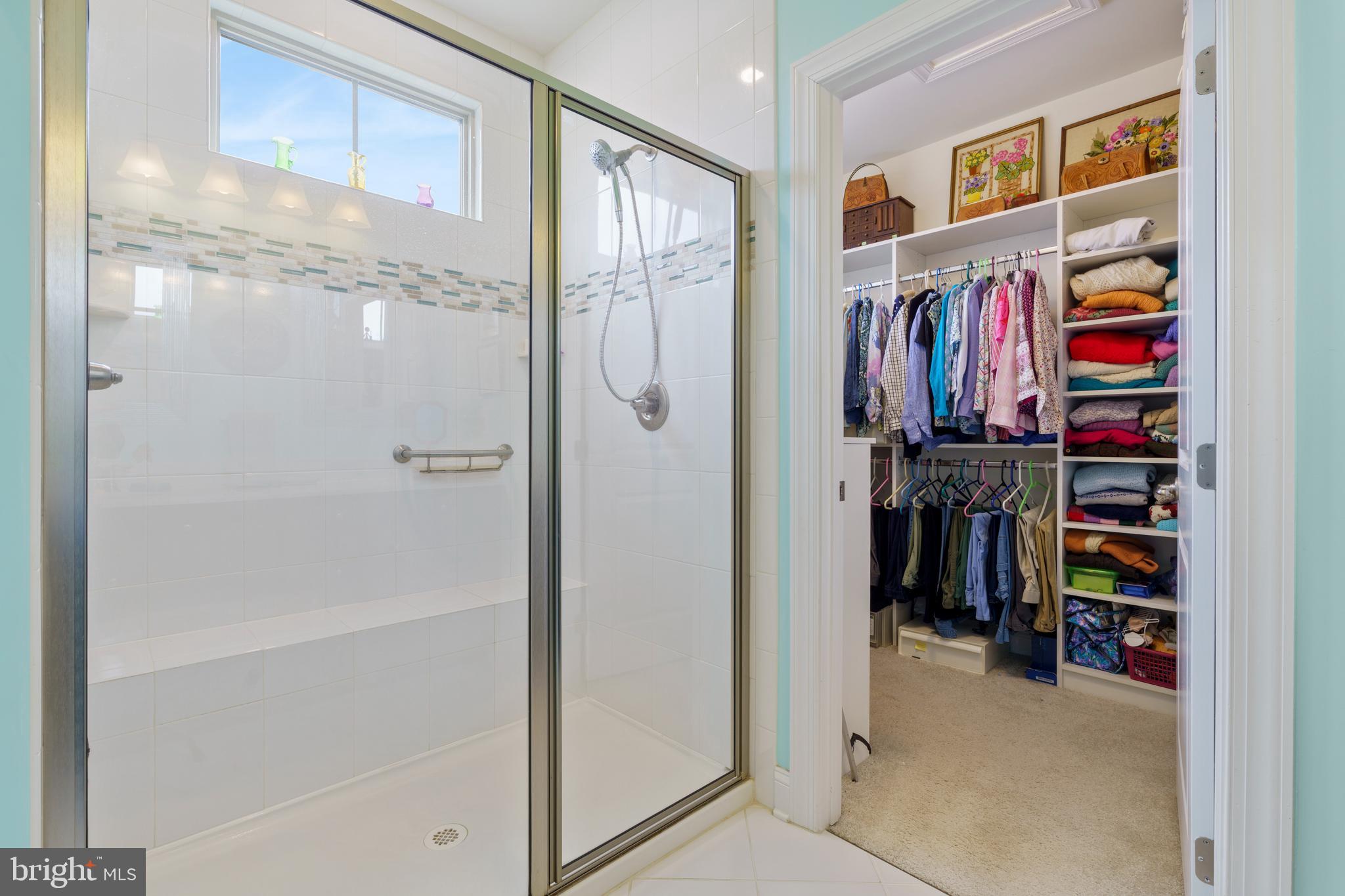 STONELEIGH SUMMIT - Residential