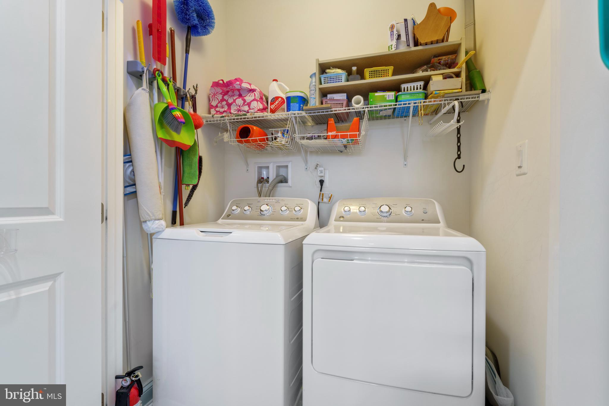 STONELEIGH SUMMIT - Residential