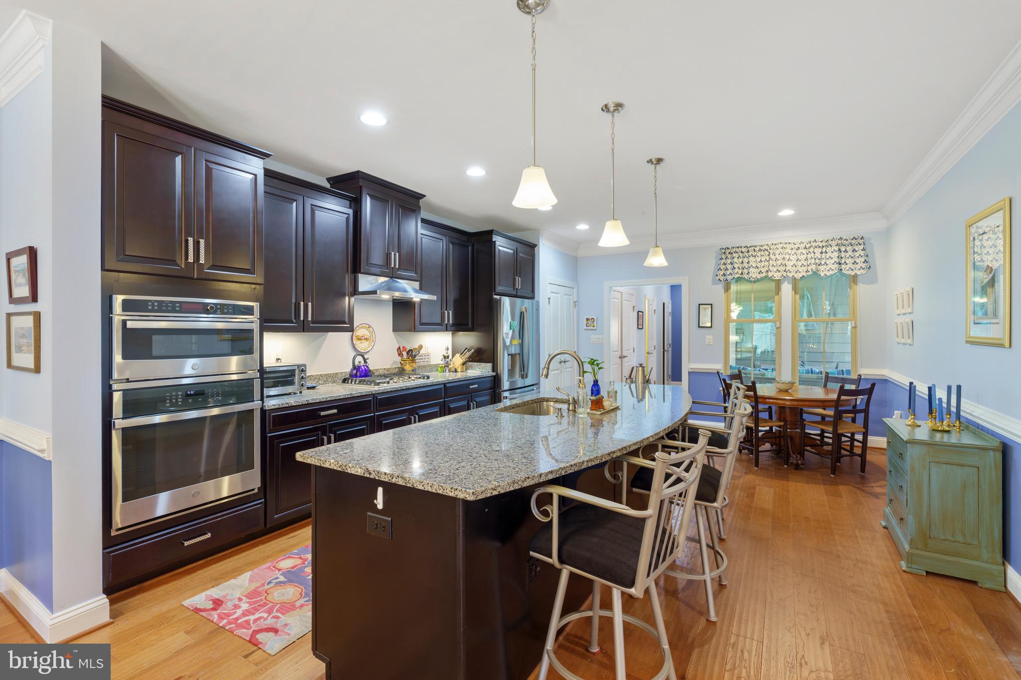 STONELEIGH SUMMIT - Residential