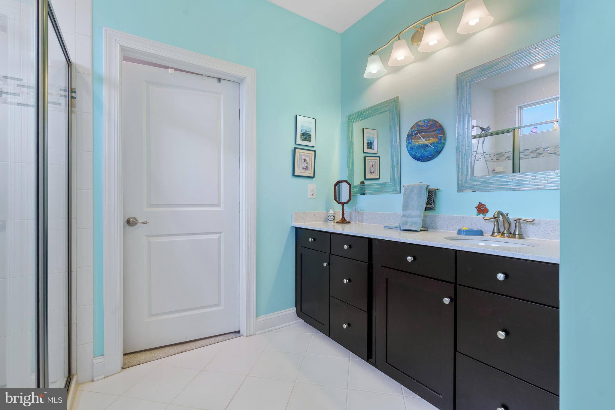 STONELEIGH SUMMIT - Residential