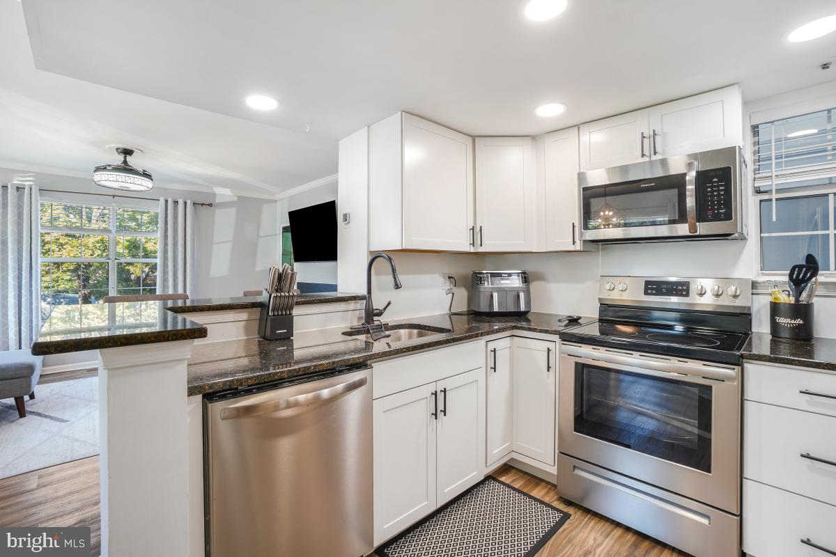 THE VISTAS - Residential