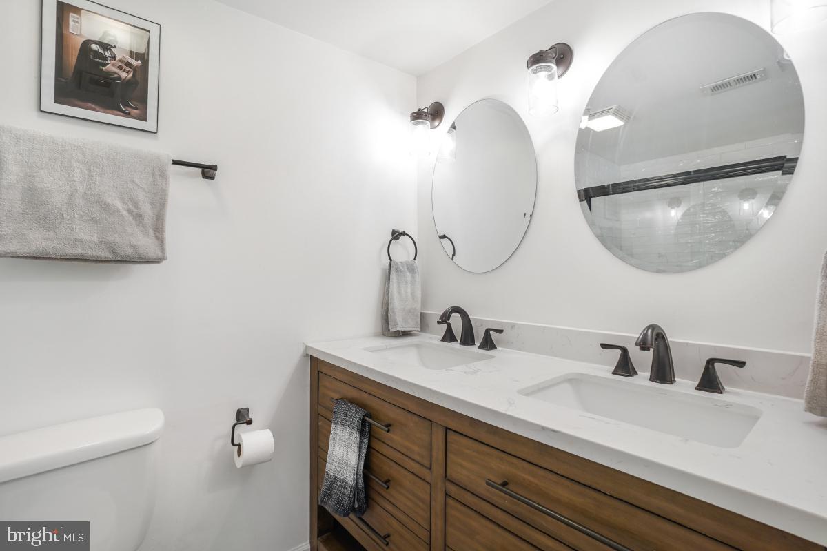 THE VISTAS - Residential