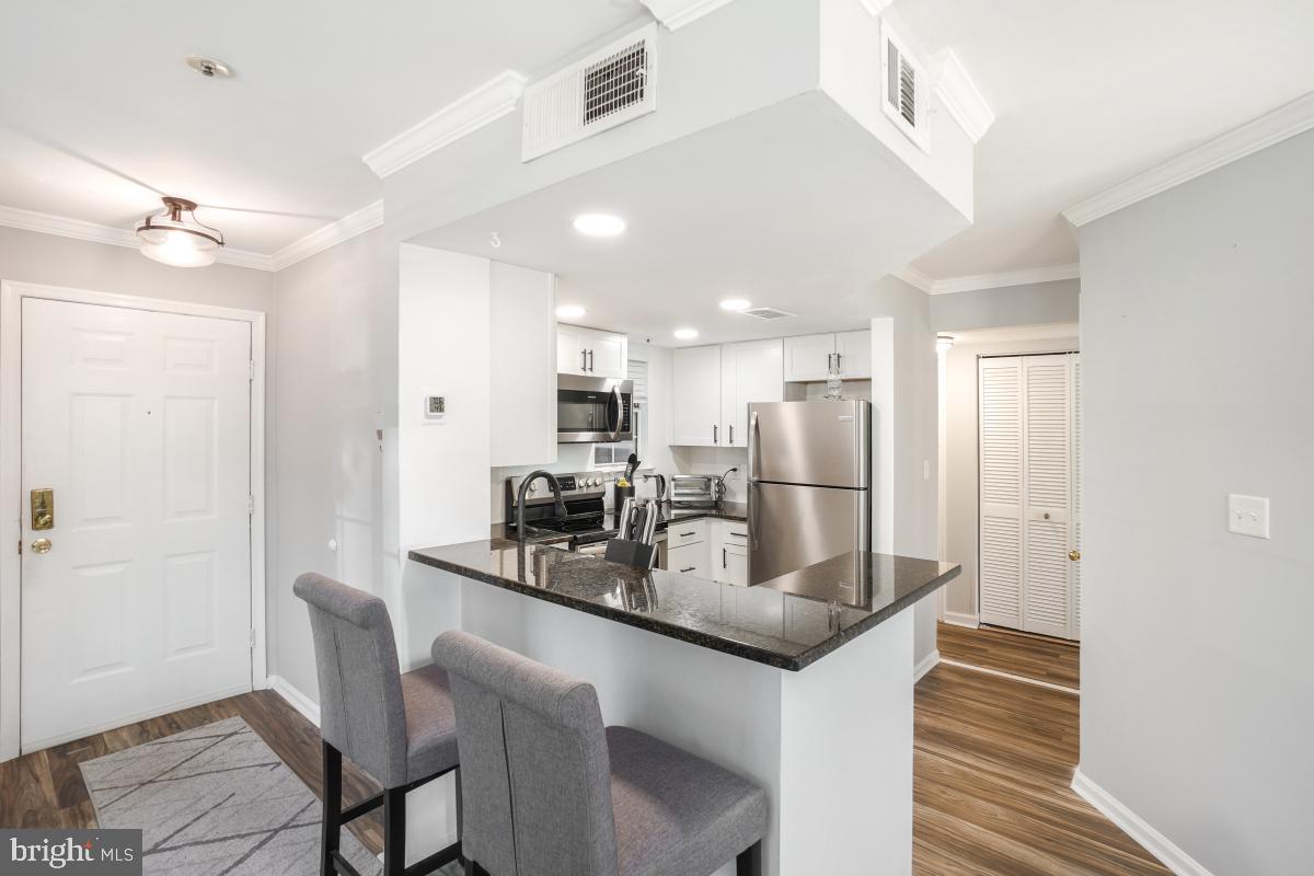 THE VISTAS - Residential