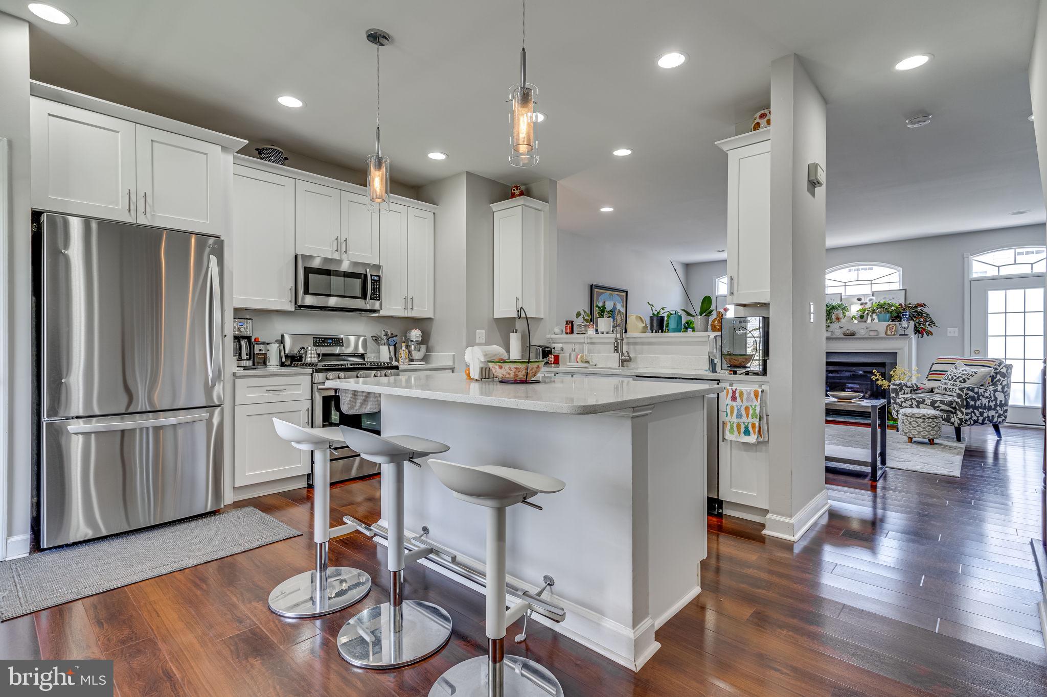 742 COLLINGTON COURT