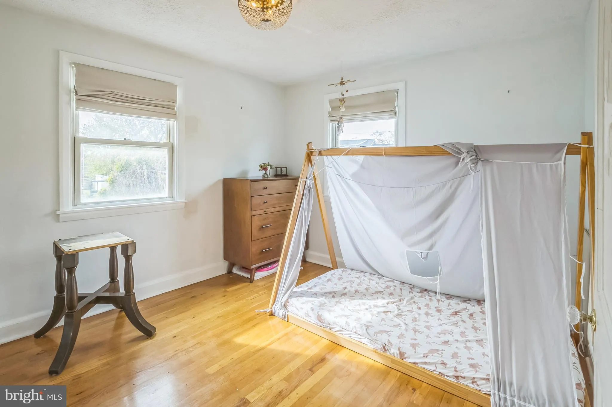 Wilmington, Delaware 19804, United States, 2 Bedrooms Bedrooms, ,1 BathroomBathrooms,Residential,Contingent,108000