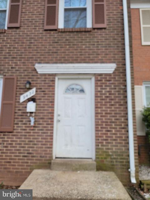 Townhouse For Sale - 9432 Abingdon Court<br/> Prince William County, MANASSAS, VA 20109