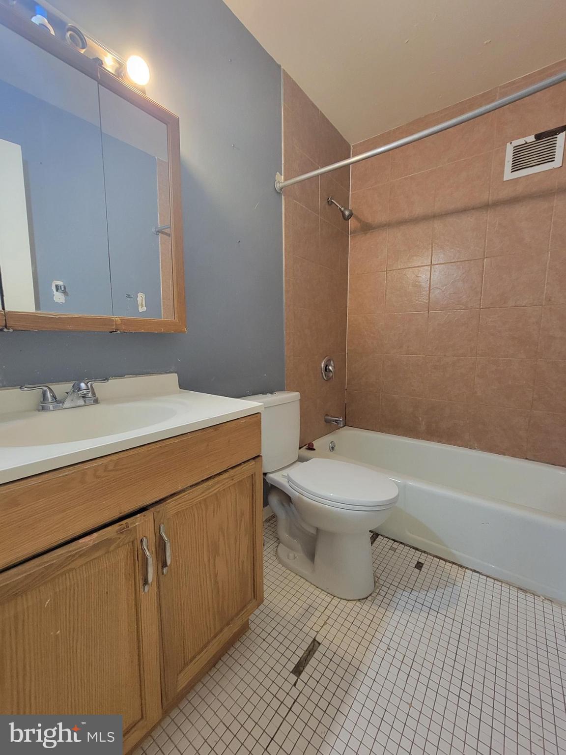 SUDLEY SQUARE - Residential