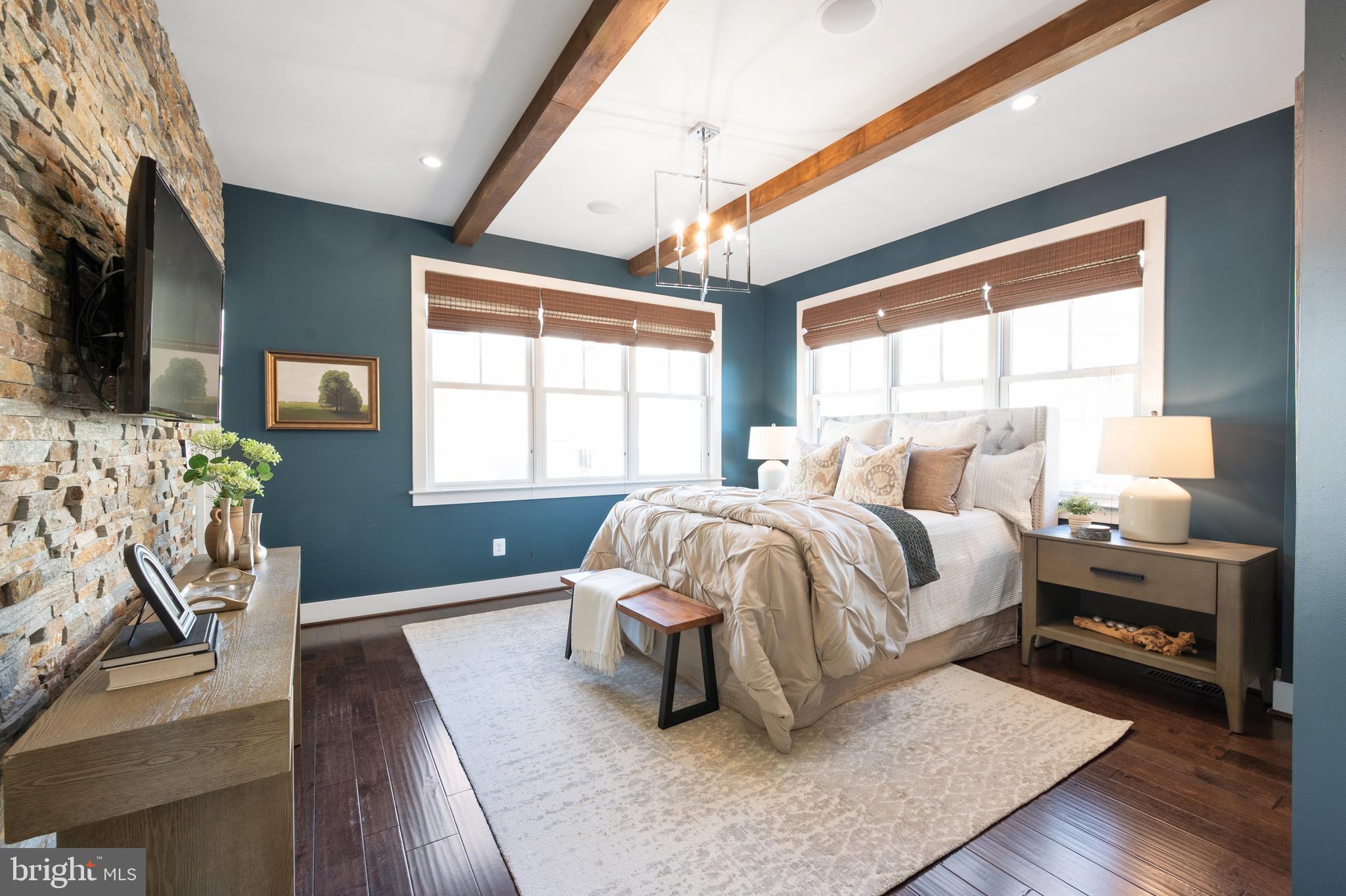 MAJESTY WEST - Residential