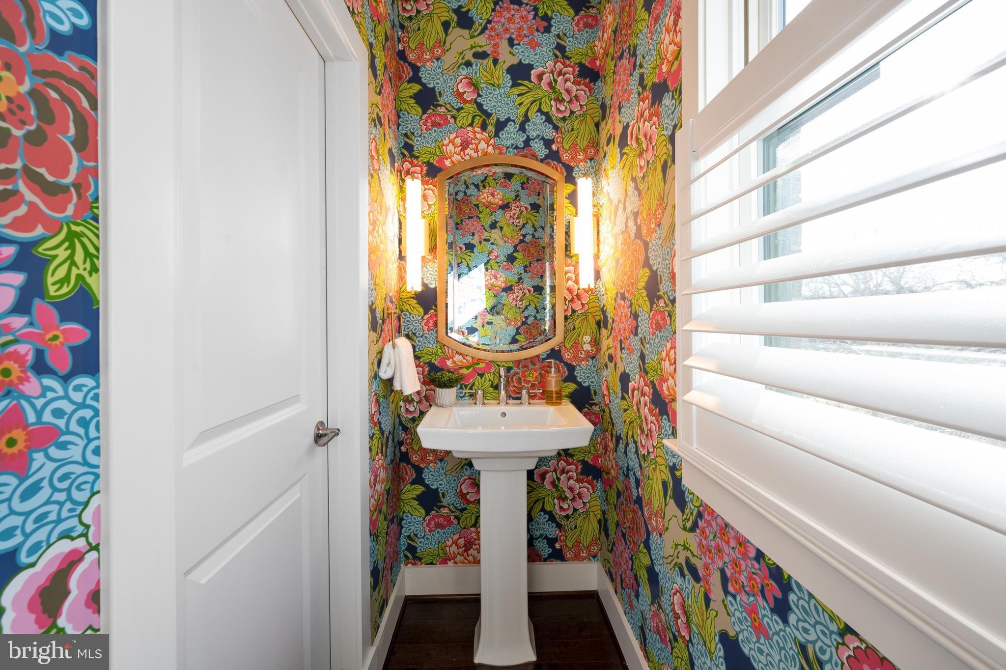 MAJESTY WEST - Residential