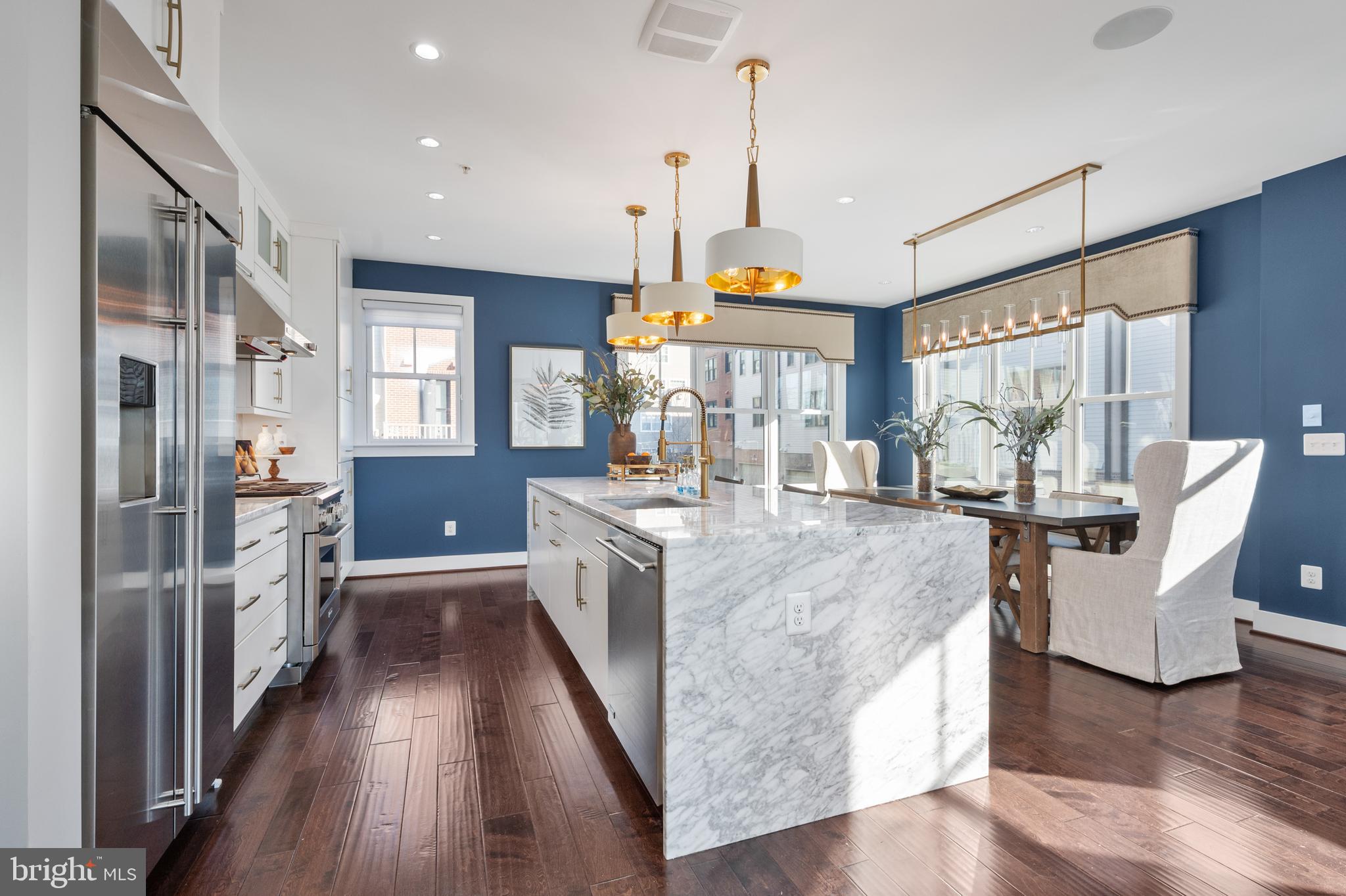 MAJESTY WEST - Residential