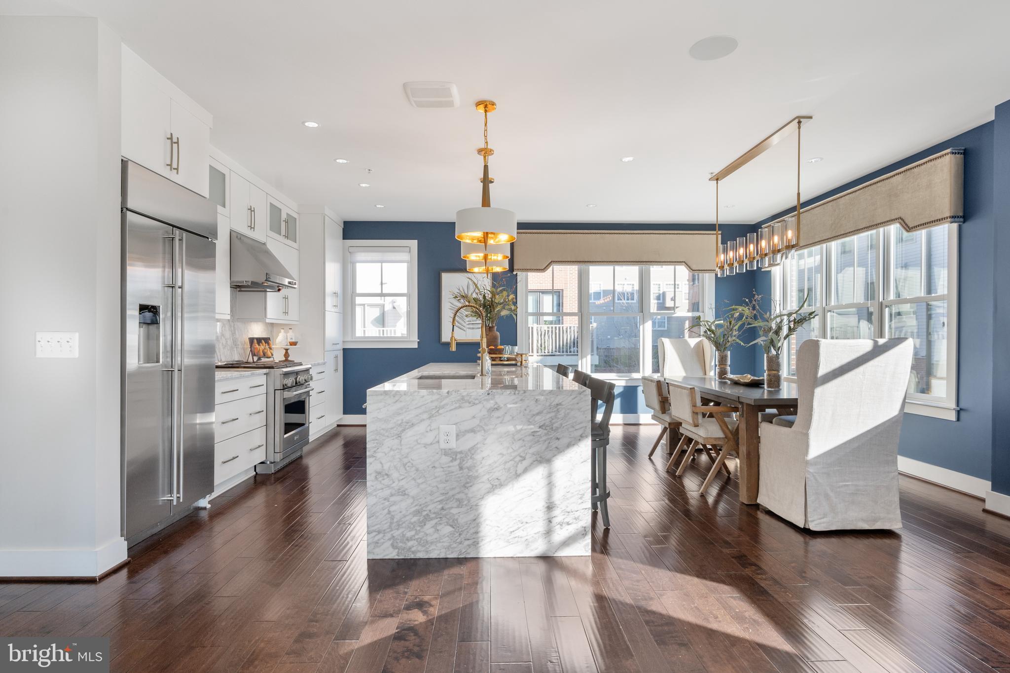 MAJESTY WEST - Residential