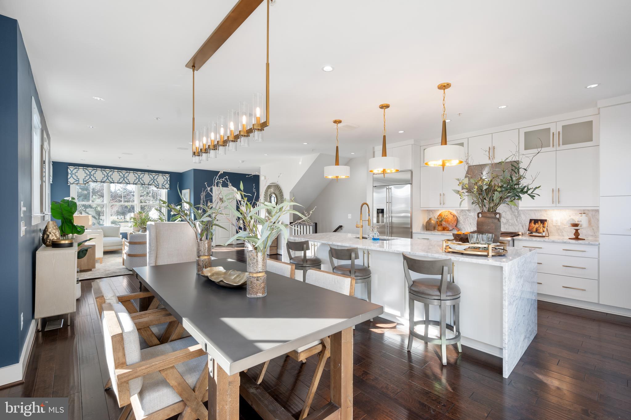 MAJESTY WEST - Residential