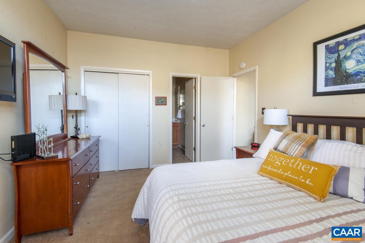 WINTERGREEN RESORT - Residential