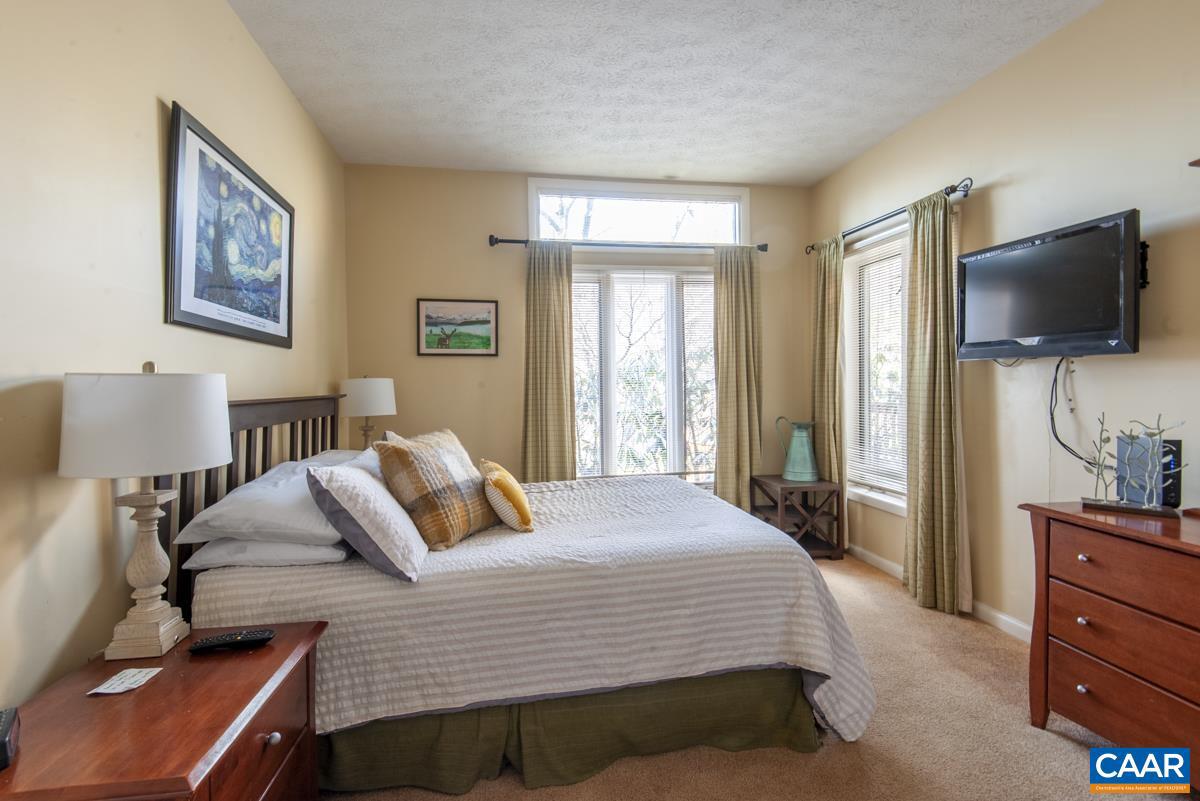 WINTERGREEN RESORT - Residential