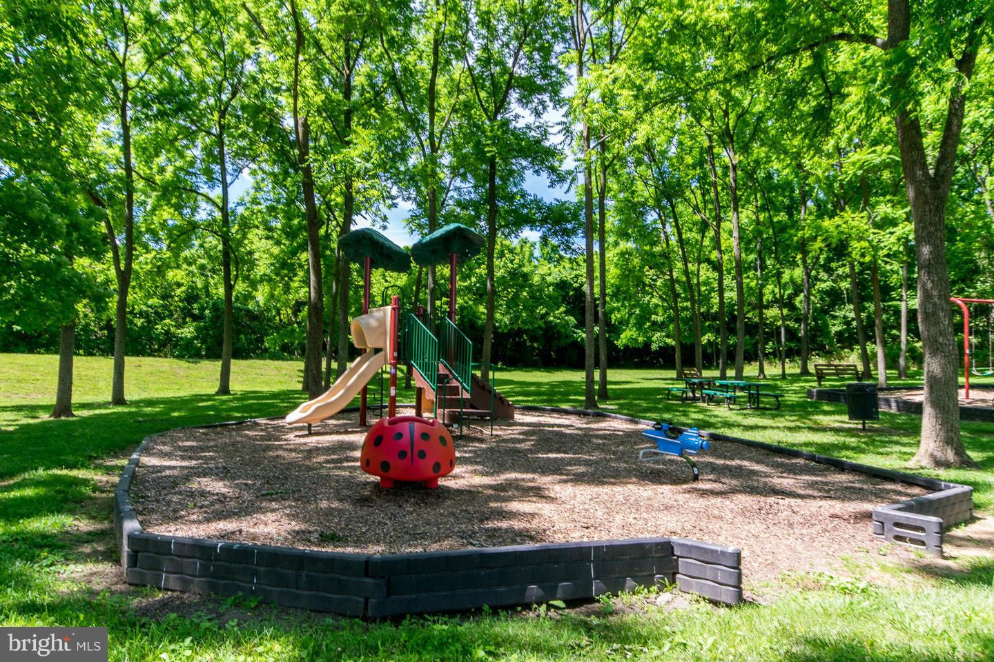 BRIAR RUN - Residential