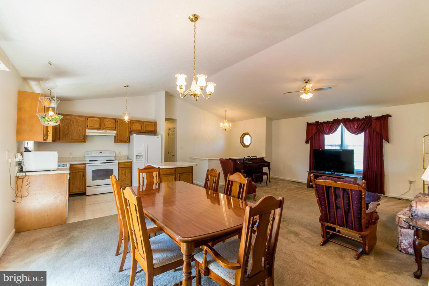 BRIAR RUN - Residential