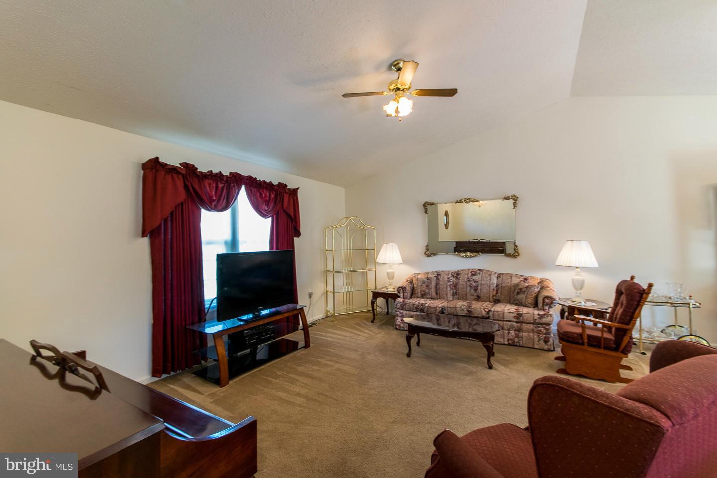 BRIAR RUN - Residential