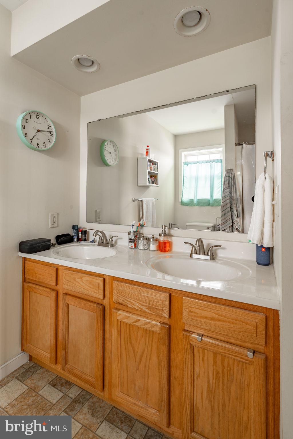 CHARITY GARDENS - Residential