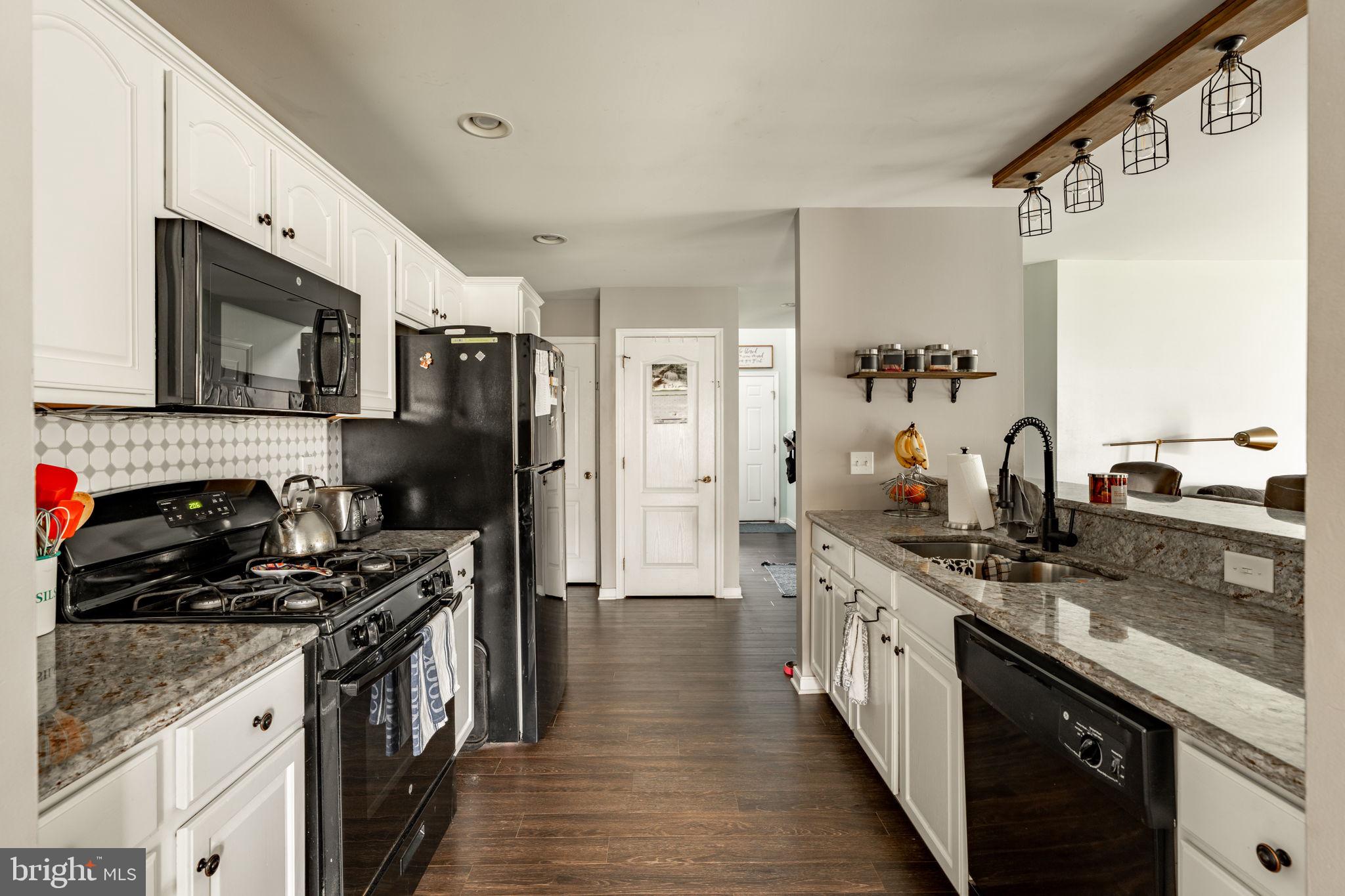 CHARITY GARDENS - Residential