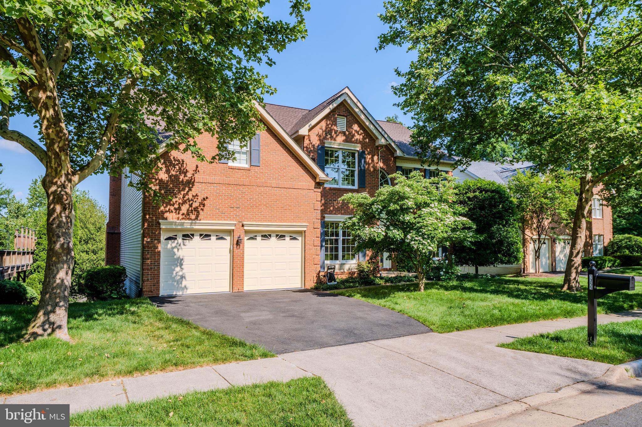 CRIPPENS CORNER - Residential
