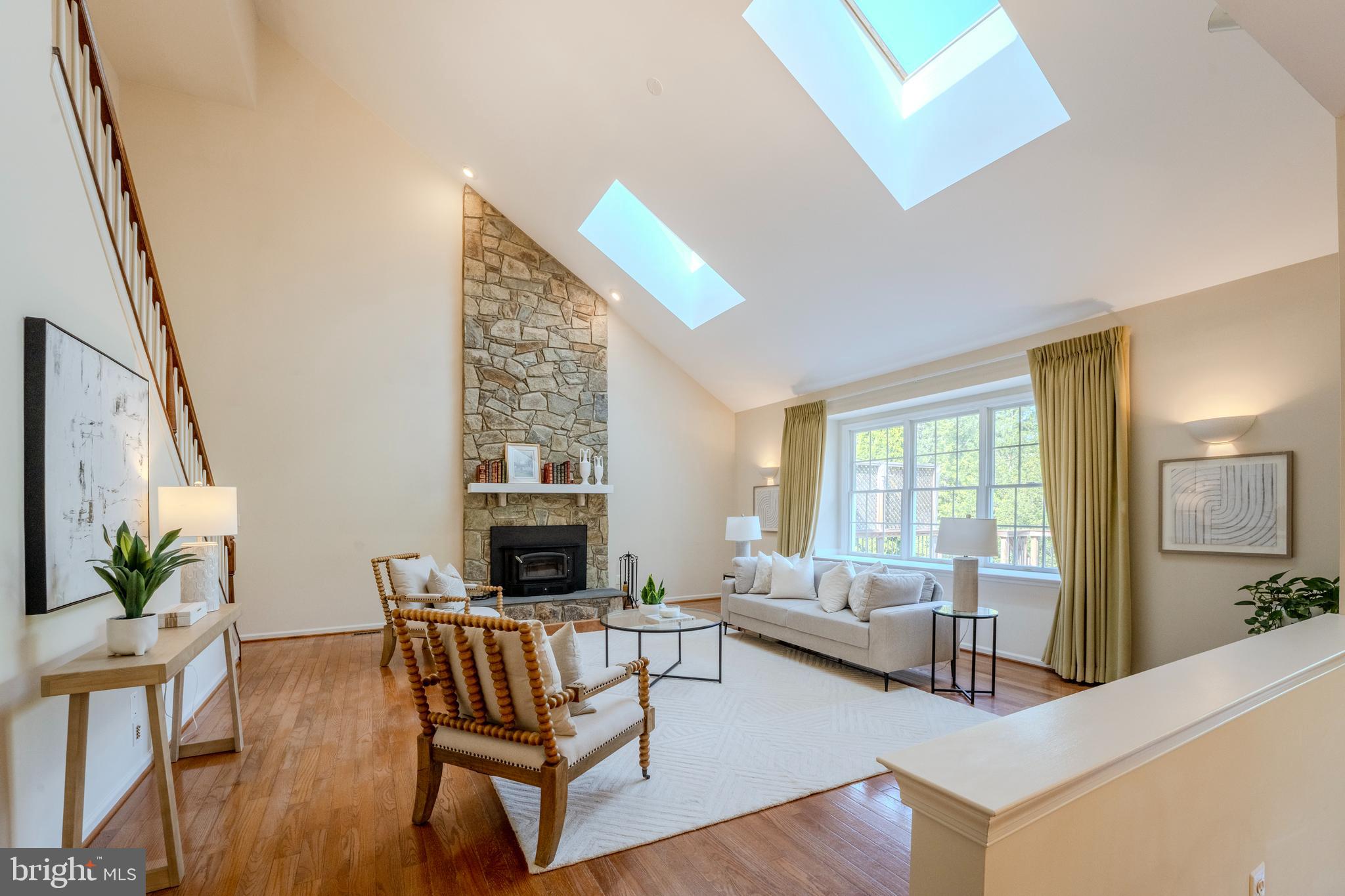 CRIPPENS CORNER - Residential