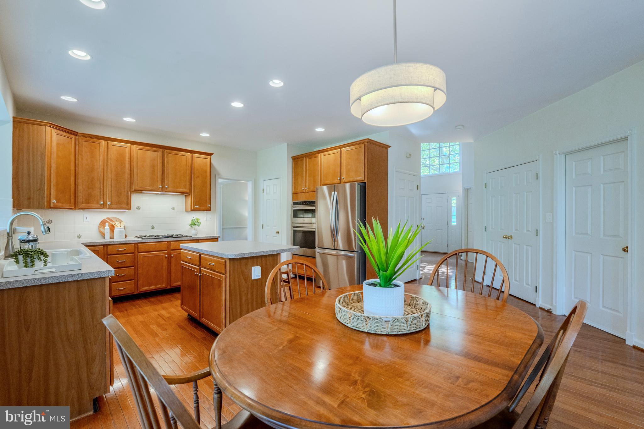 CRIPPENS CORNER - Residential