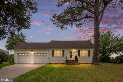 3215 RIVERVIEW DRIVE COLONIAL BEACH VA 22443