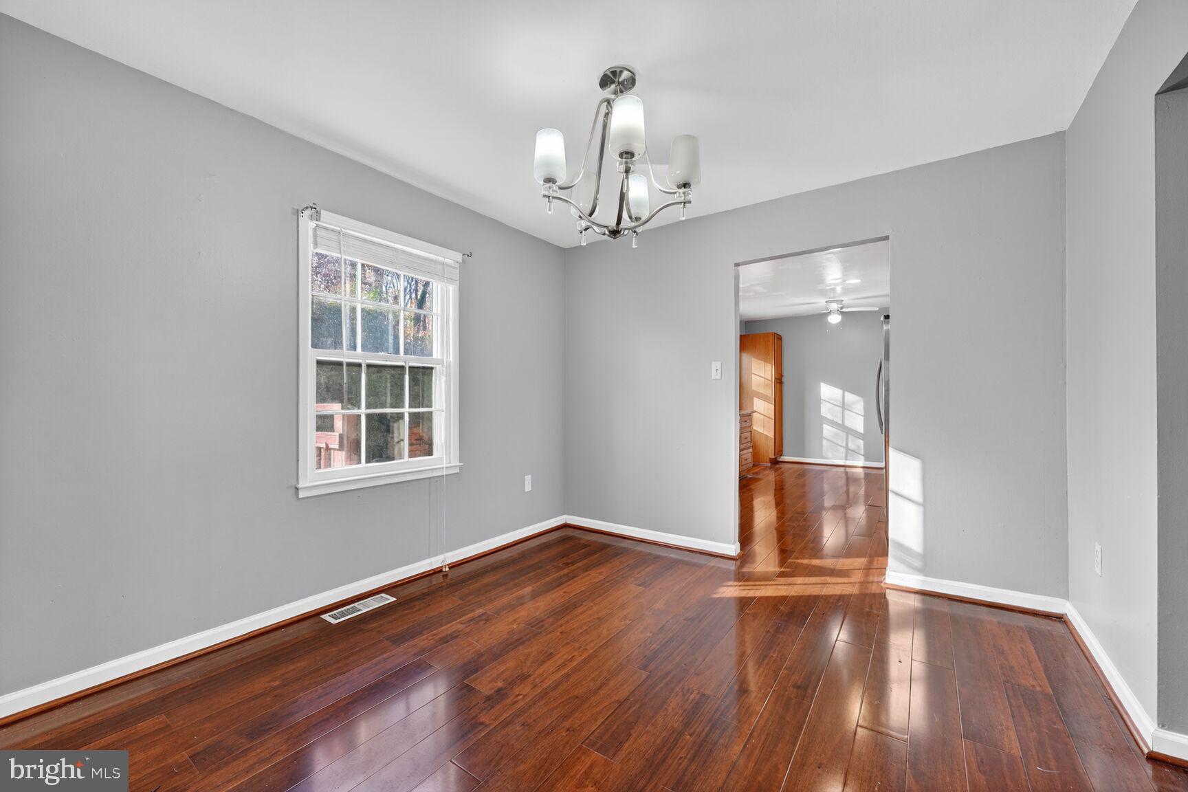 2319 WOODBERRY DRIVE