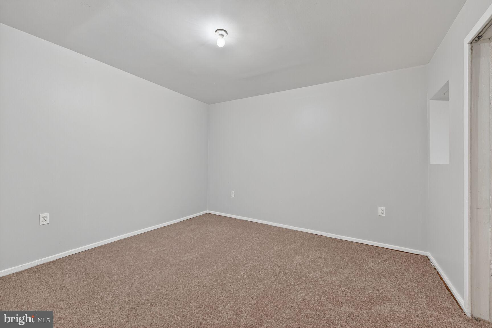 STRAWBERRY HILL EST SUB - Residential