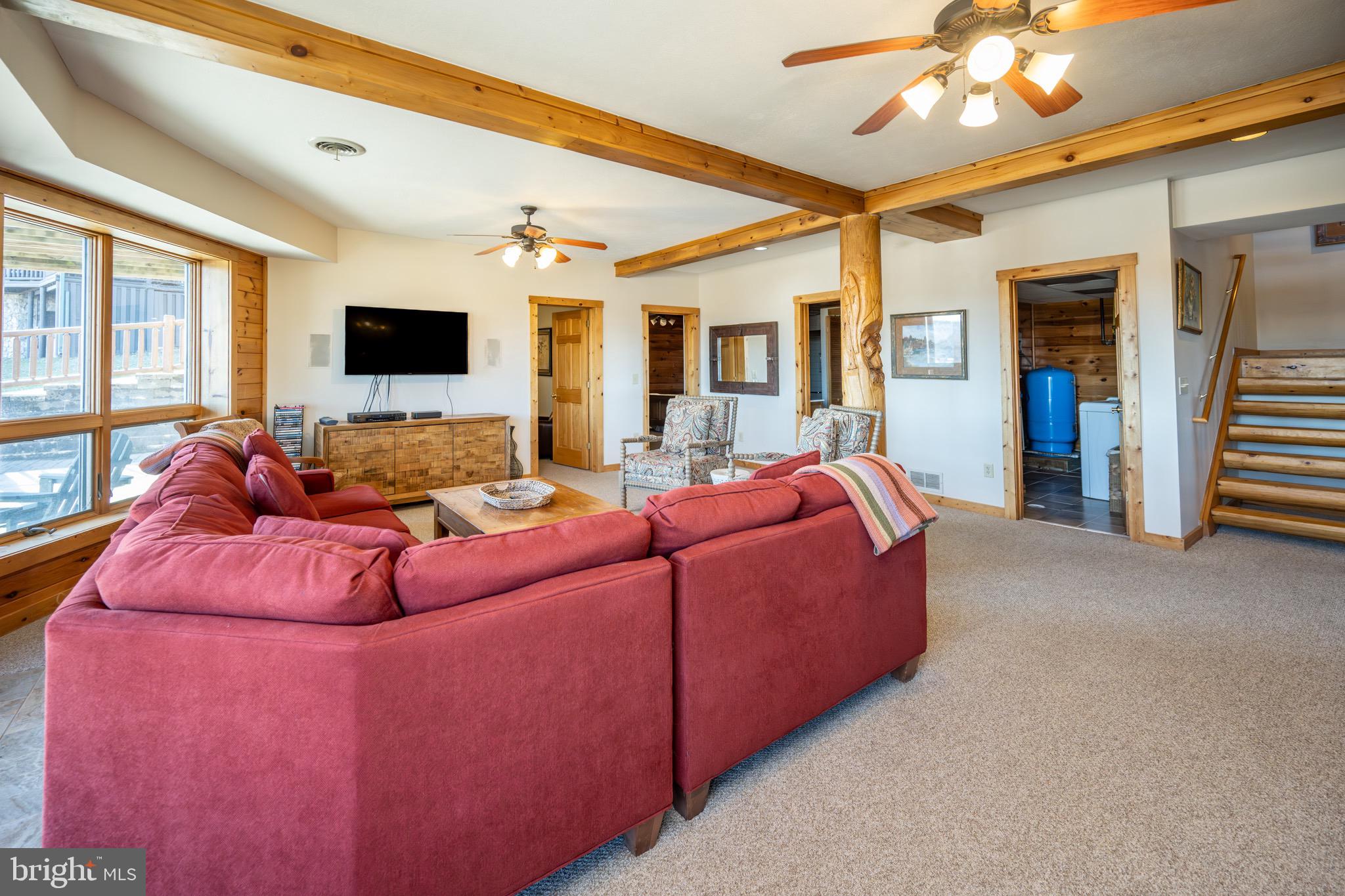 VISTAS OF WATERFRONT GREENS - Residential