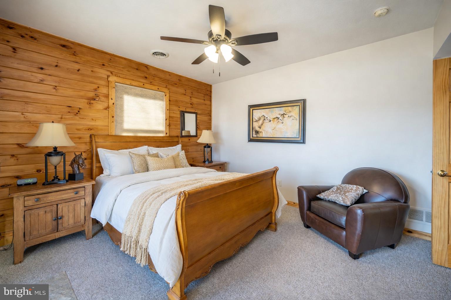 VISTAS OF WATERFRONT GREENS - Residential