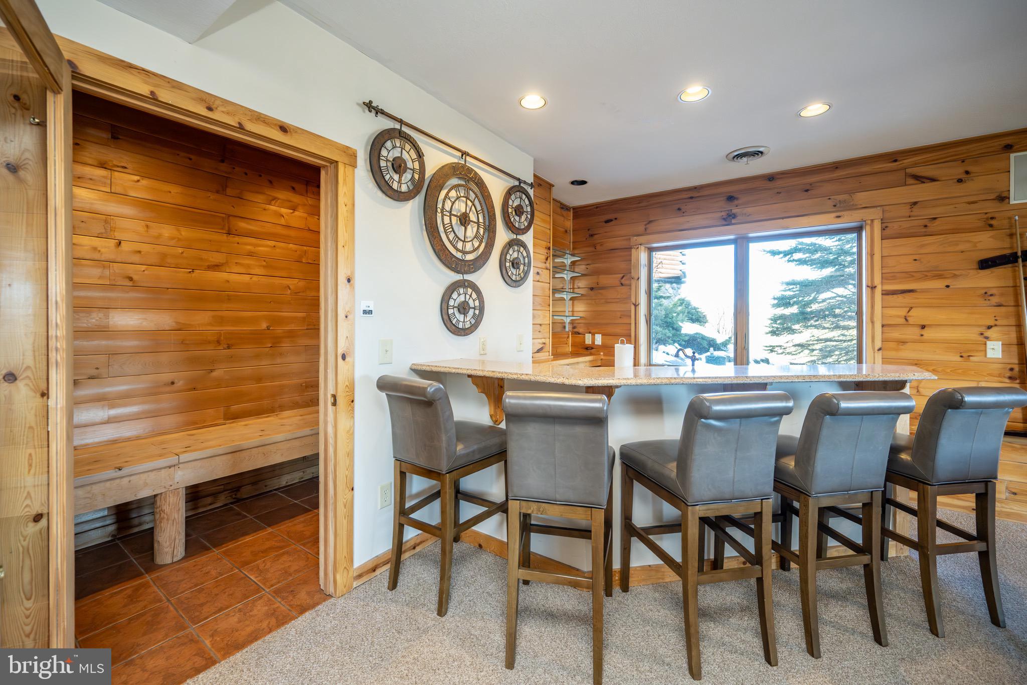 VISTAS OF WATERFRONT GREENS - Residential