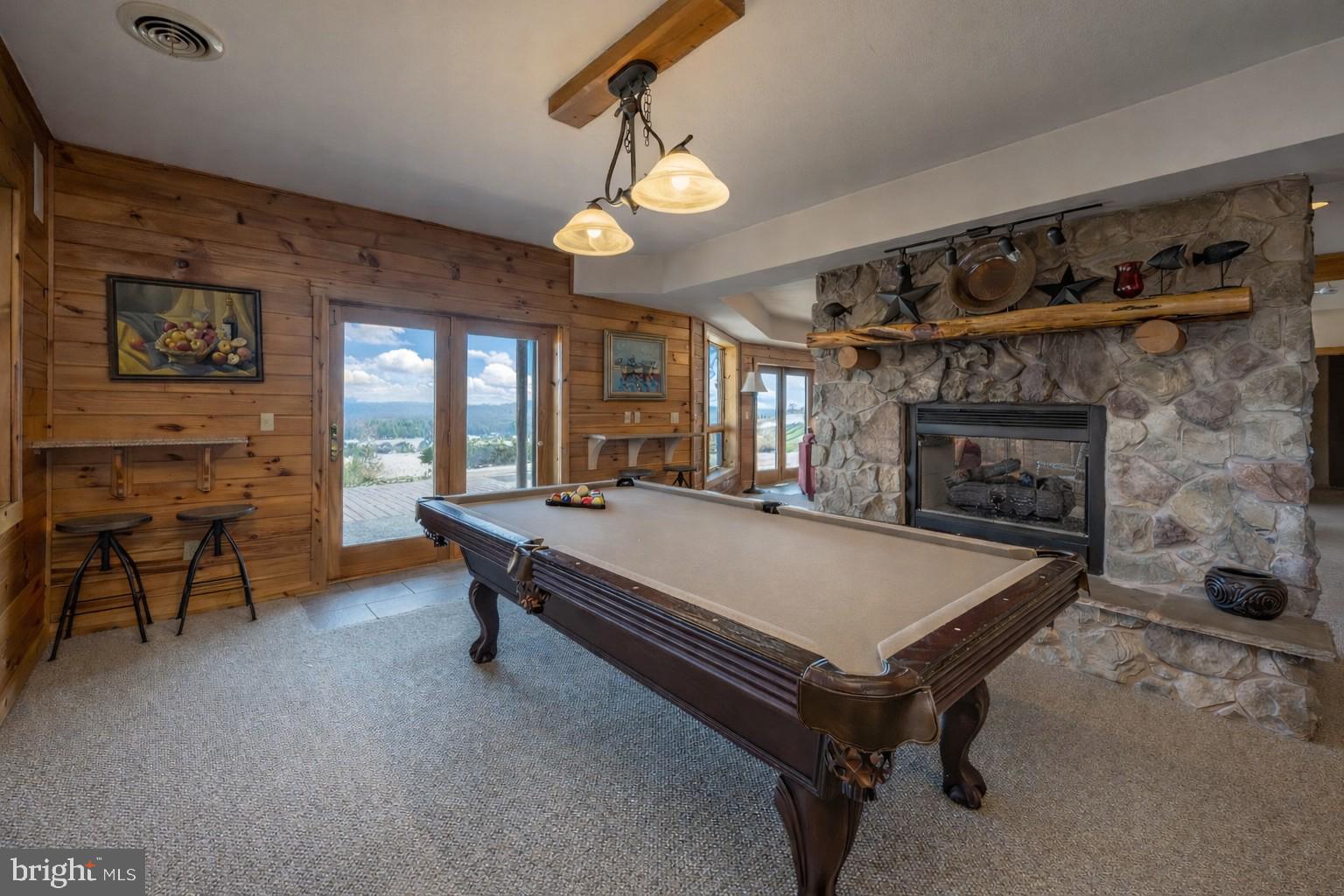 VISTAS OF WATERFRONT GREENS - Residential