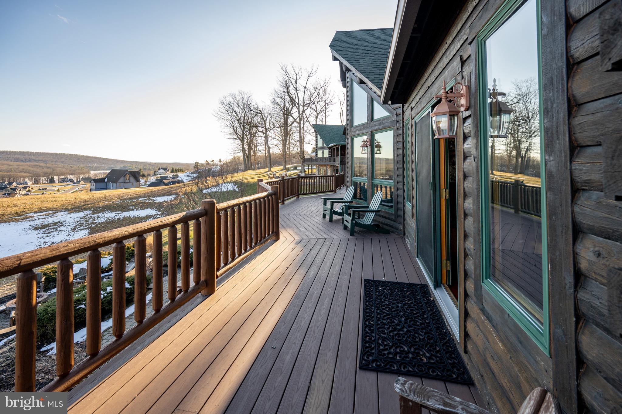 VISTAS OF WATERFRONT GREENS - Residential